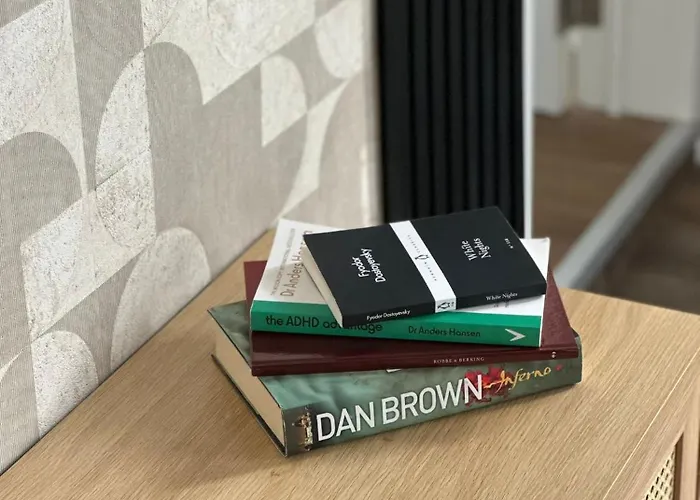 Appartement Lovely 1br & 1lr For 4p, Only 15 Min Walk To Center *