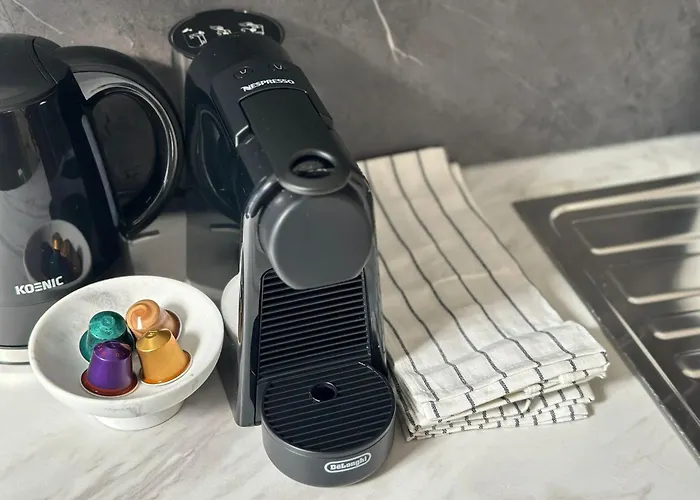 Lovely 1br & 1lr For 4p, Only 15 Min Walk To Center Appartement Gent